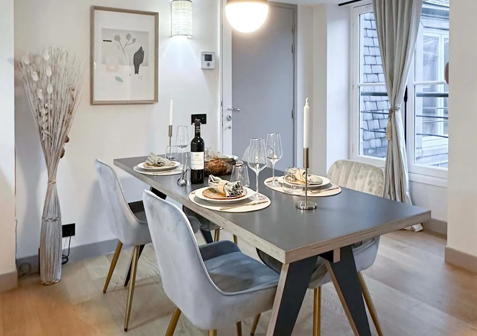 Luxurious Family Rental Near Luxembourg Paris